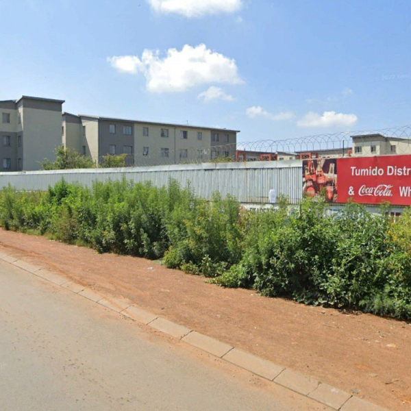 Soweto – Prime Property Opposite Jabulani Mall - Image 2